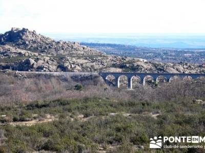 Senderismo Sierra Norte Madrid - Belén Viviente de Buitrago; senderismo guipuzcoa